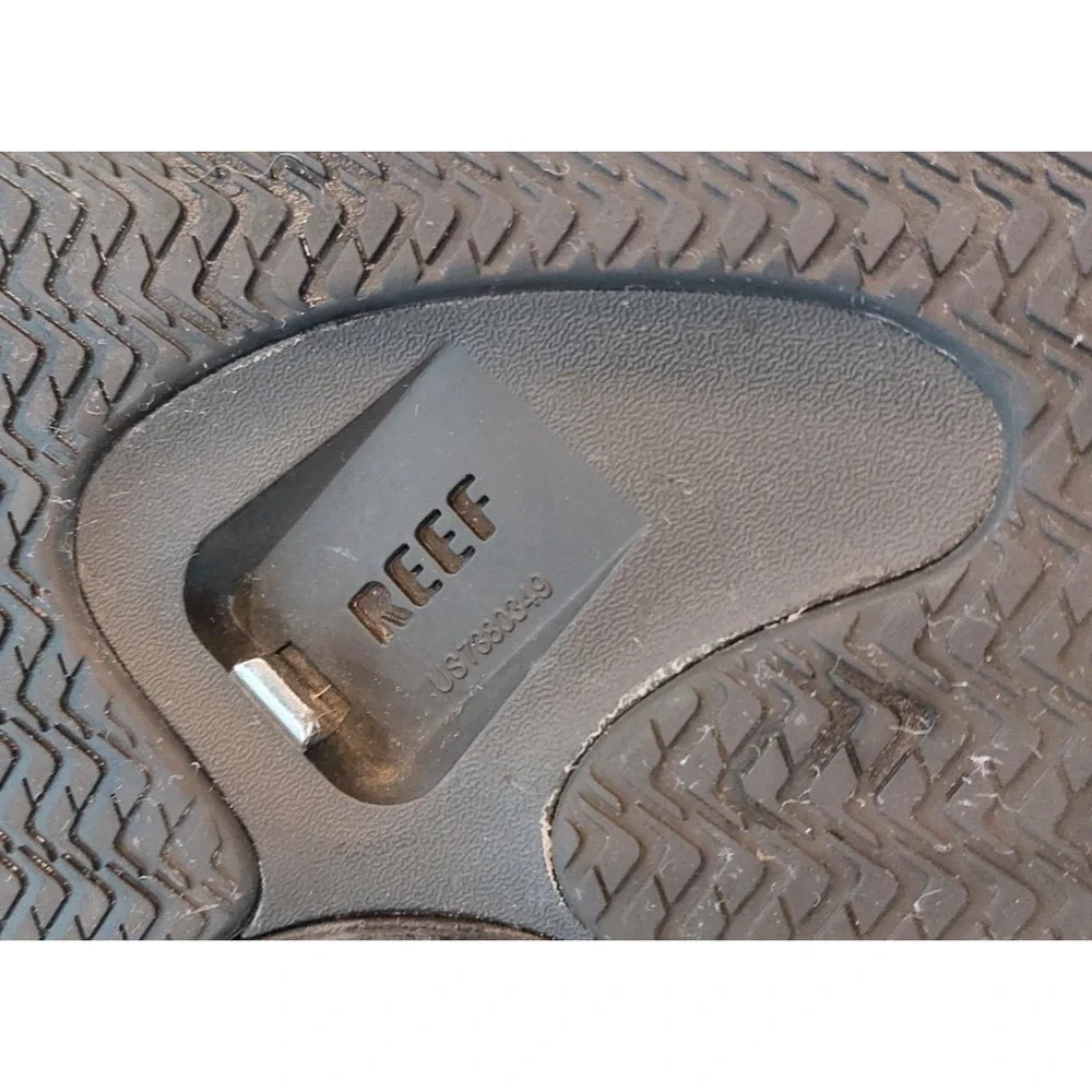 REEF BLACK BOTTLE OPENER FLIP FLOP THONG‎ SANDALS, MENS SIZE 12